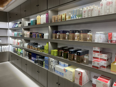 走進(jìn)鹽城市鹽南高新區(qū)泉之源美材日用品經(jīng)營(yíng)部 打造便捷生活，服務(wù)社區(qū)日常